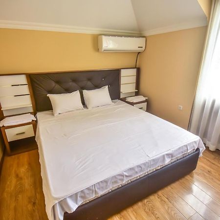 Family Apartments In Μπατούμι Εξωτερικό φωτογραφία